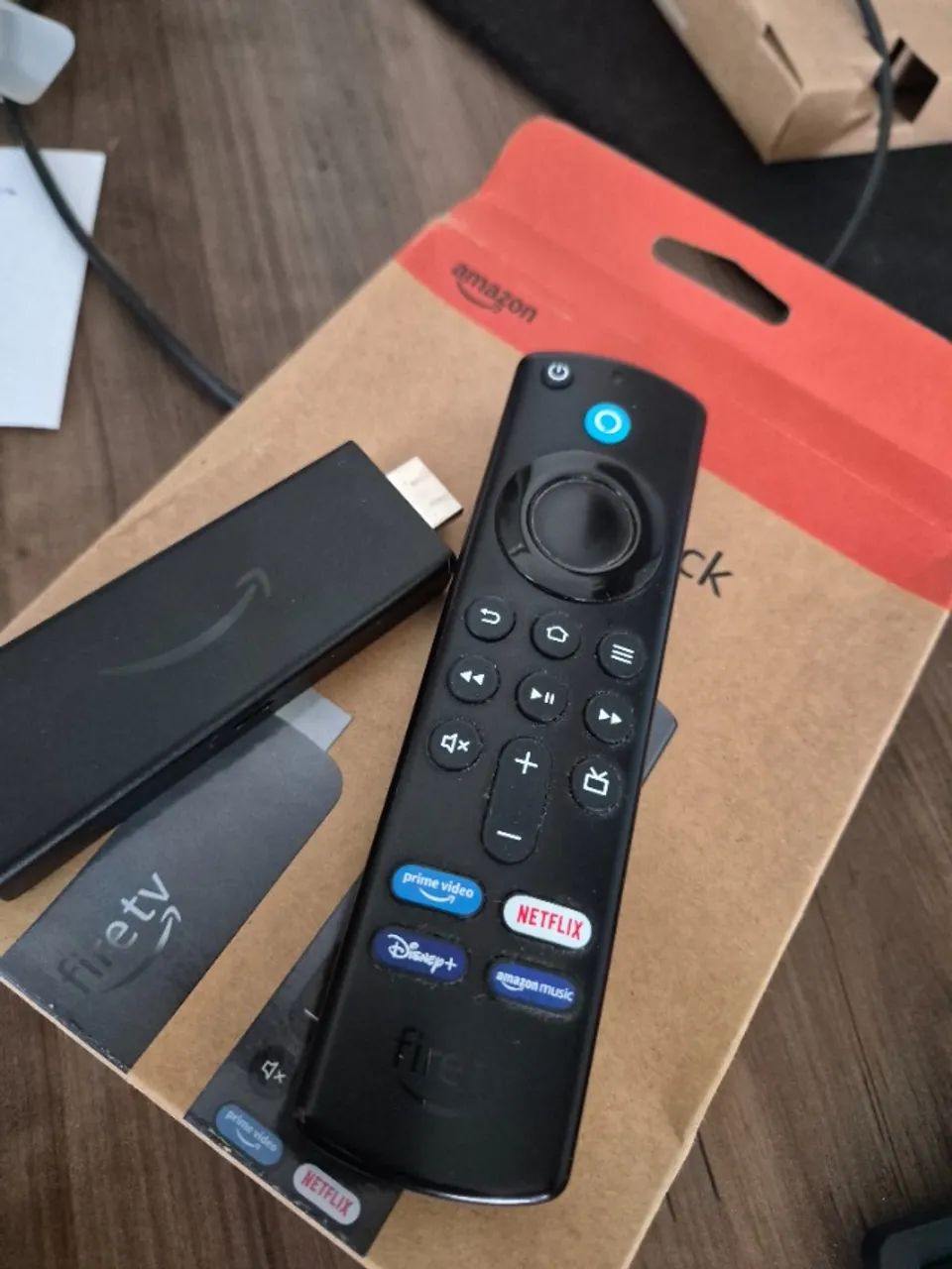 Fire Tv Stick HD Amazon 8 Gigas com Alexa Somos Loja - Foto 3
