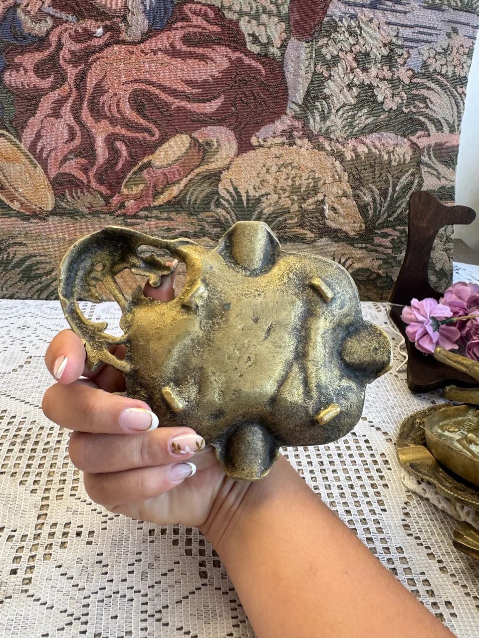 Cinzeiro antigo gárgulas em bronze  - Foto 4