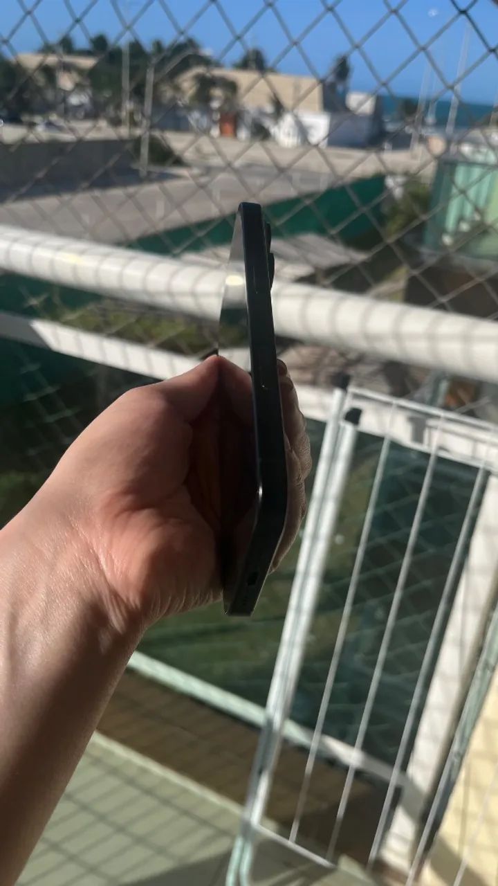 iPhone 16 pro 128 gb - Foto 4