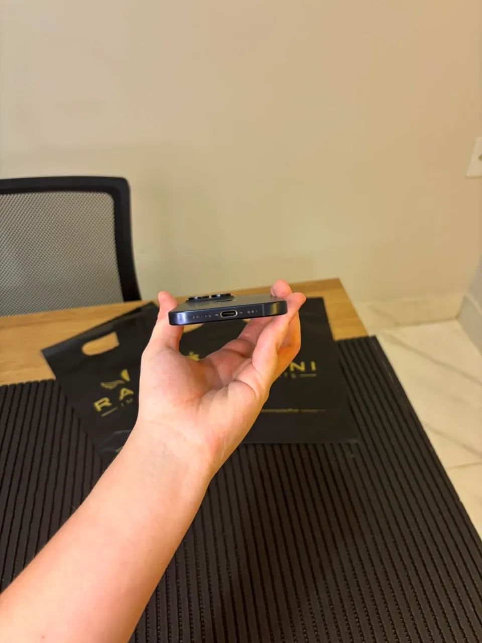 iPhone 15 Pro 128GB - Bateria 87% - Perfeito Estado - Foto 5
