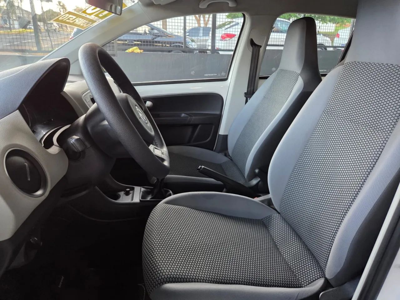 Volkswagen up! move 1.0 Total Flex 12V 5p, foto 9 de 13