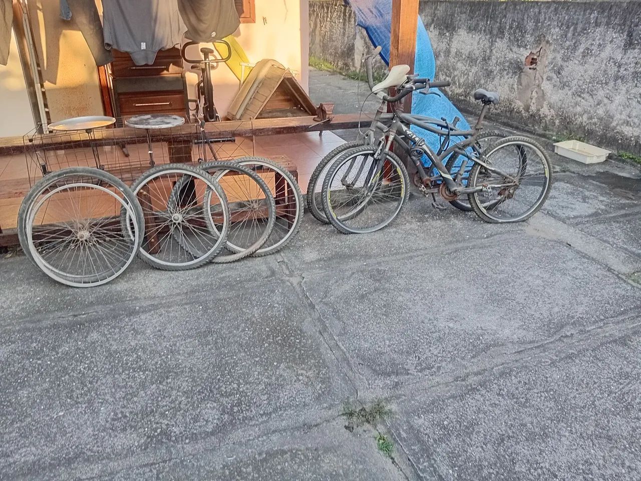 Bikes e acessorios