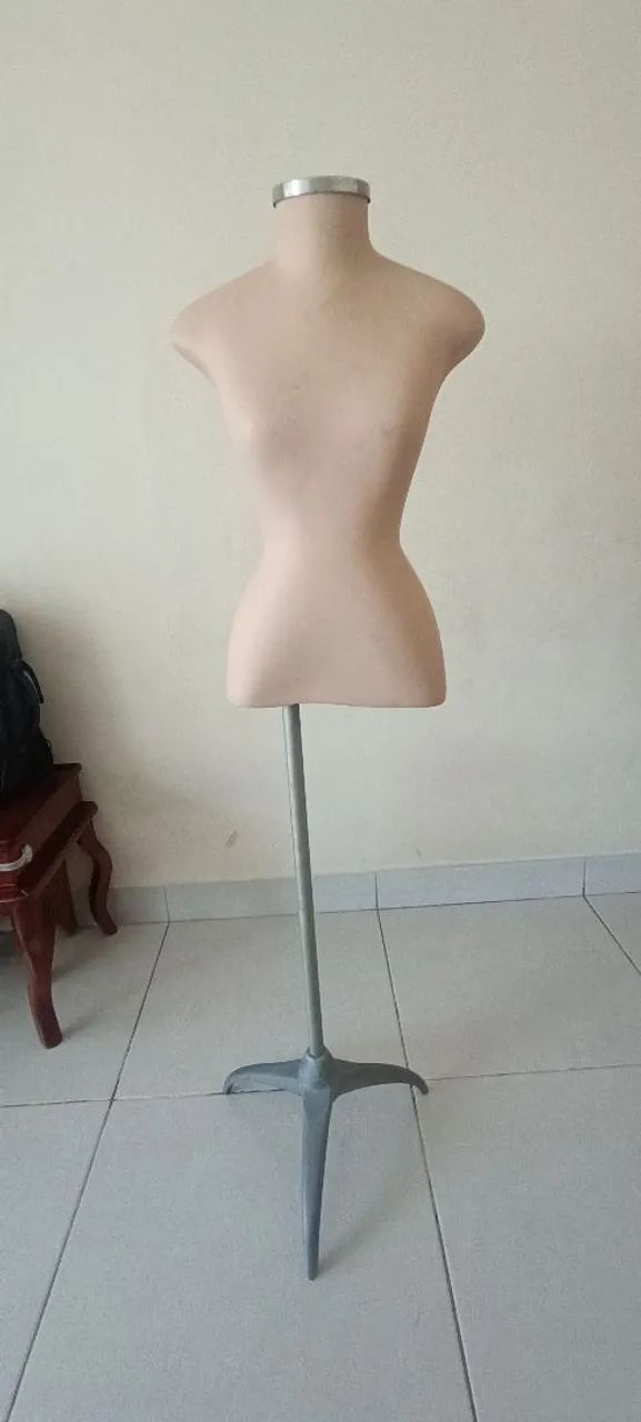 DOAÇÃO - boneca / manequim para modelagem 