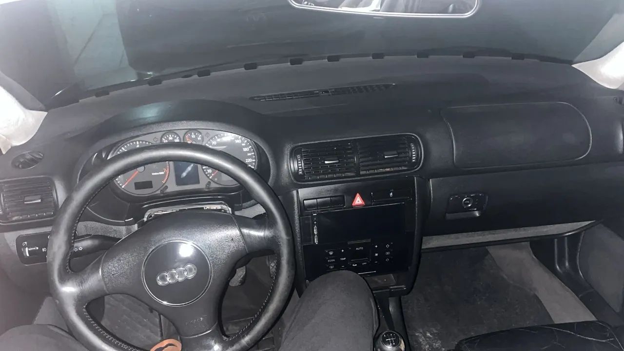 Audi A3 1.8 5P Mec. 2001 - Foto 3