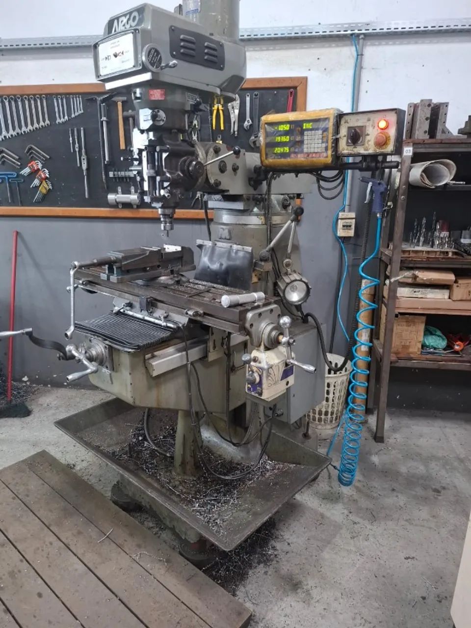 MÁQUINAS PARA USINAGEM E FERRAMENTARIA - Foto 4