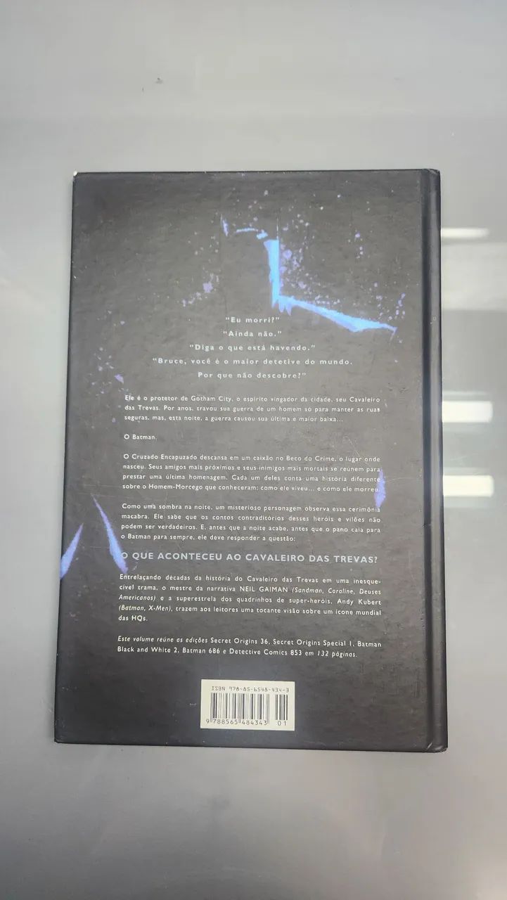 Batman - O que aconteceu ao cavaleiro das trevas? Capa Dura - Foto 2