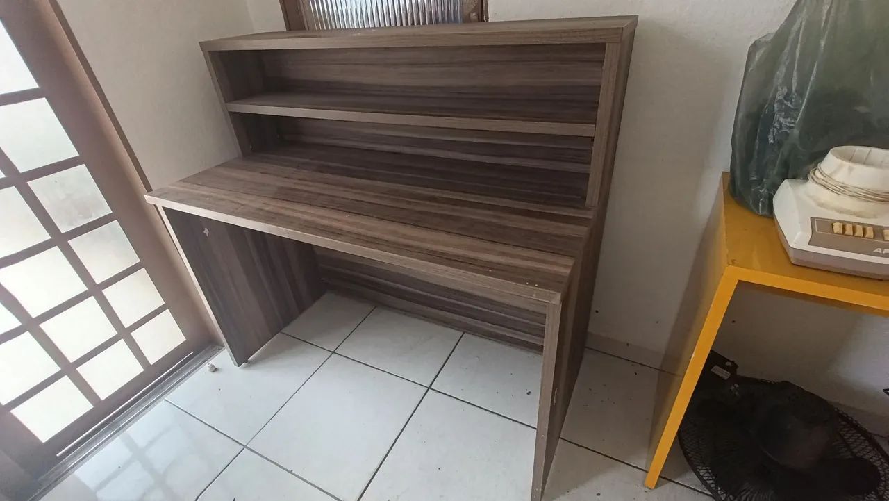 Balcão de recepção 