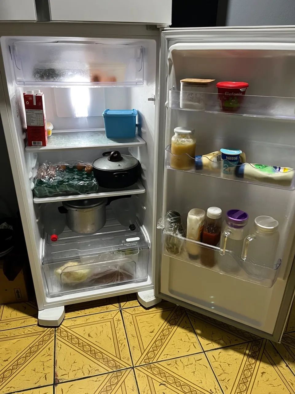Geladeira Electrolux frost free - Geladeiras e Freezers