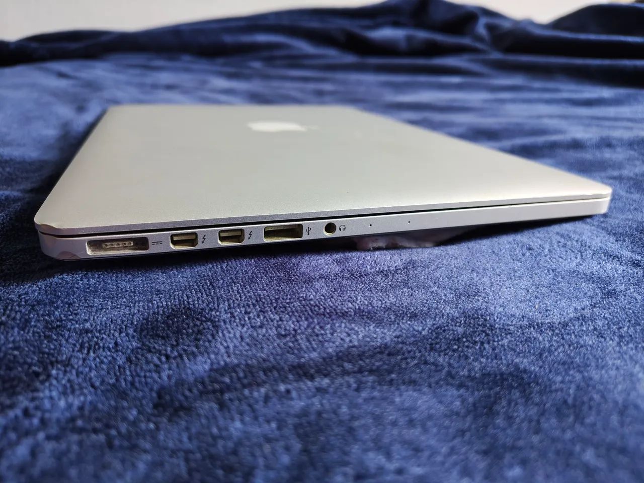MacBook Pro Retina 13 A1425 - P/ Peças ou Reparo + Carregador
