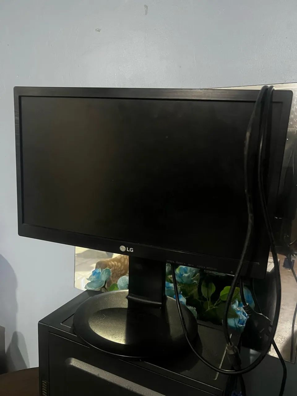 Monitor LG 19,5  - Foto 3