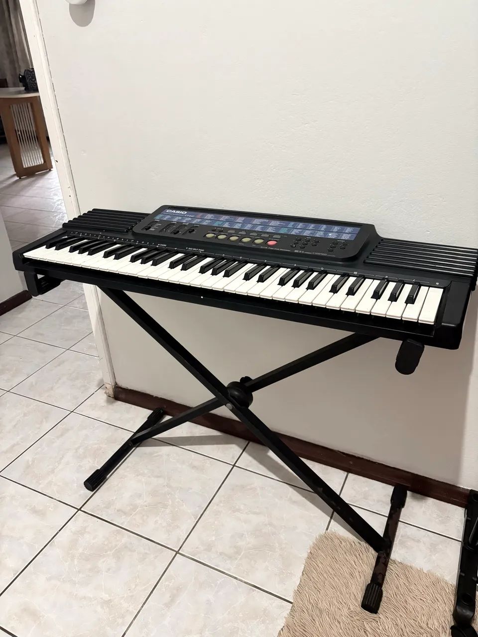 Teclado Casio CT-647 - Foto 2
