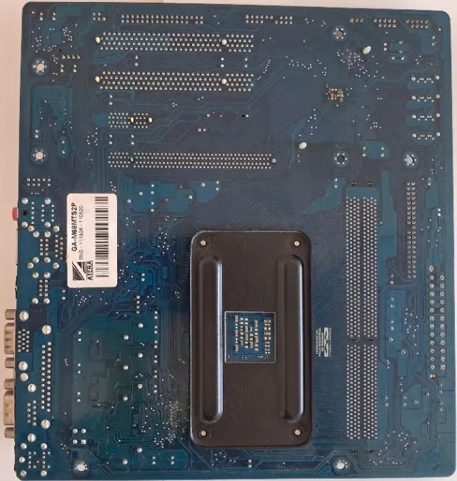 Kit Placa mãe GA-M68MT-S2P (Rev. 2.3) + Processador AMD AM3 - Foto 3