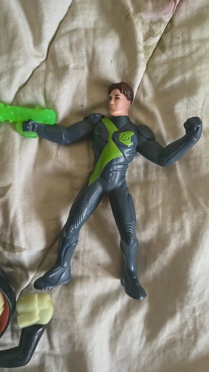 Lote miniatura ben 10  - Foto 3