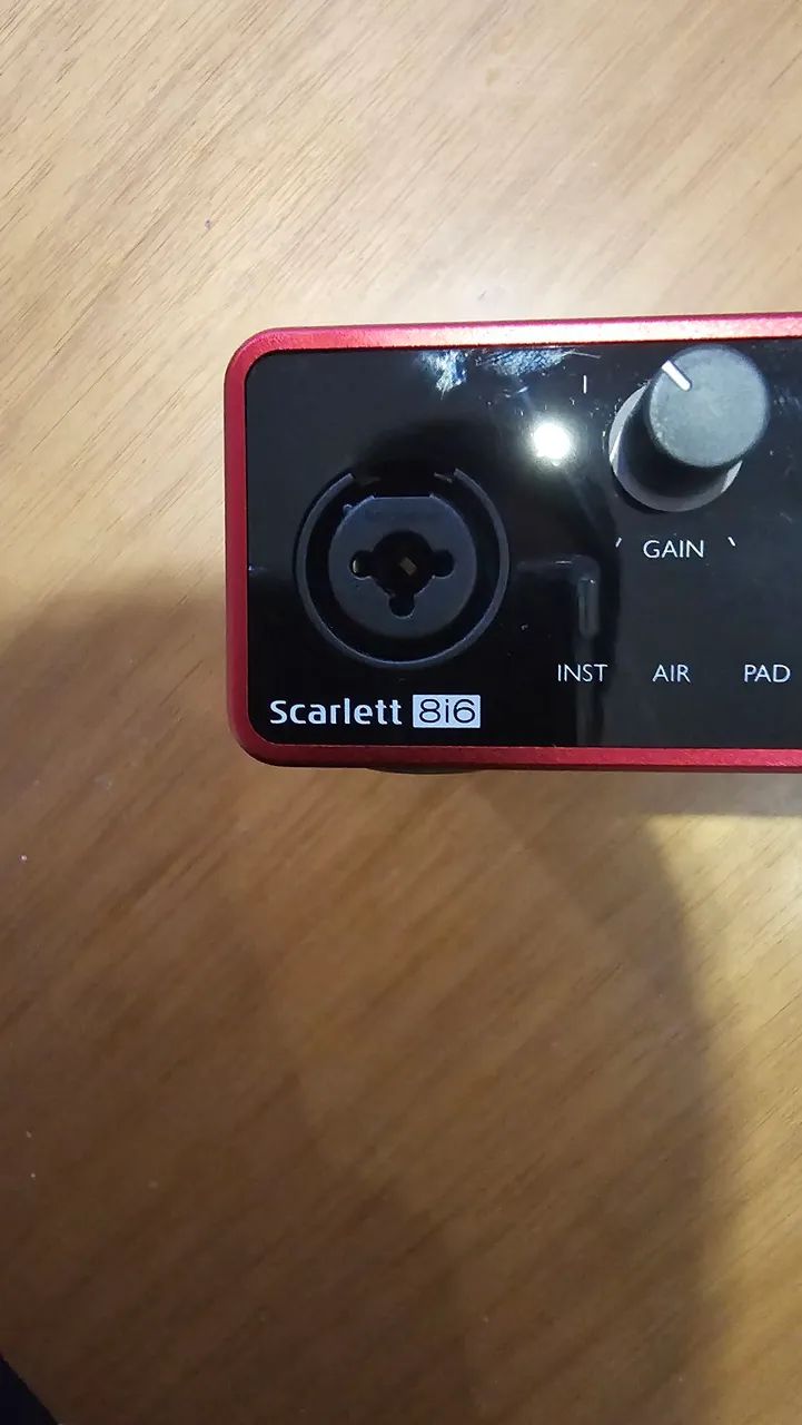 INTERFACE DE ÁUDIO - FOCUSRITE SCARLETT 8i6 - Foto 6