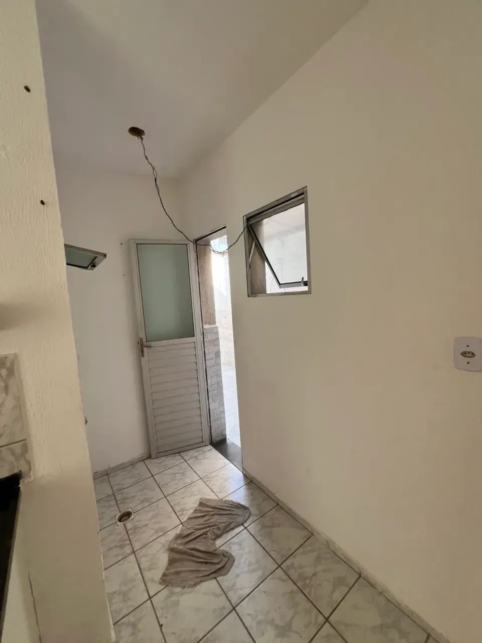 Apart 2/4, térreo com quintal