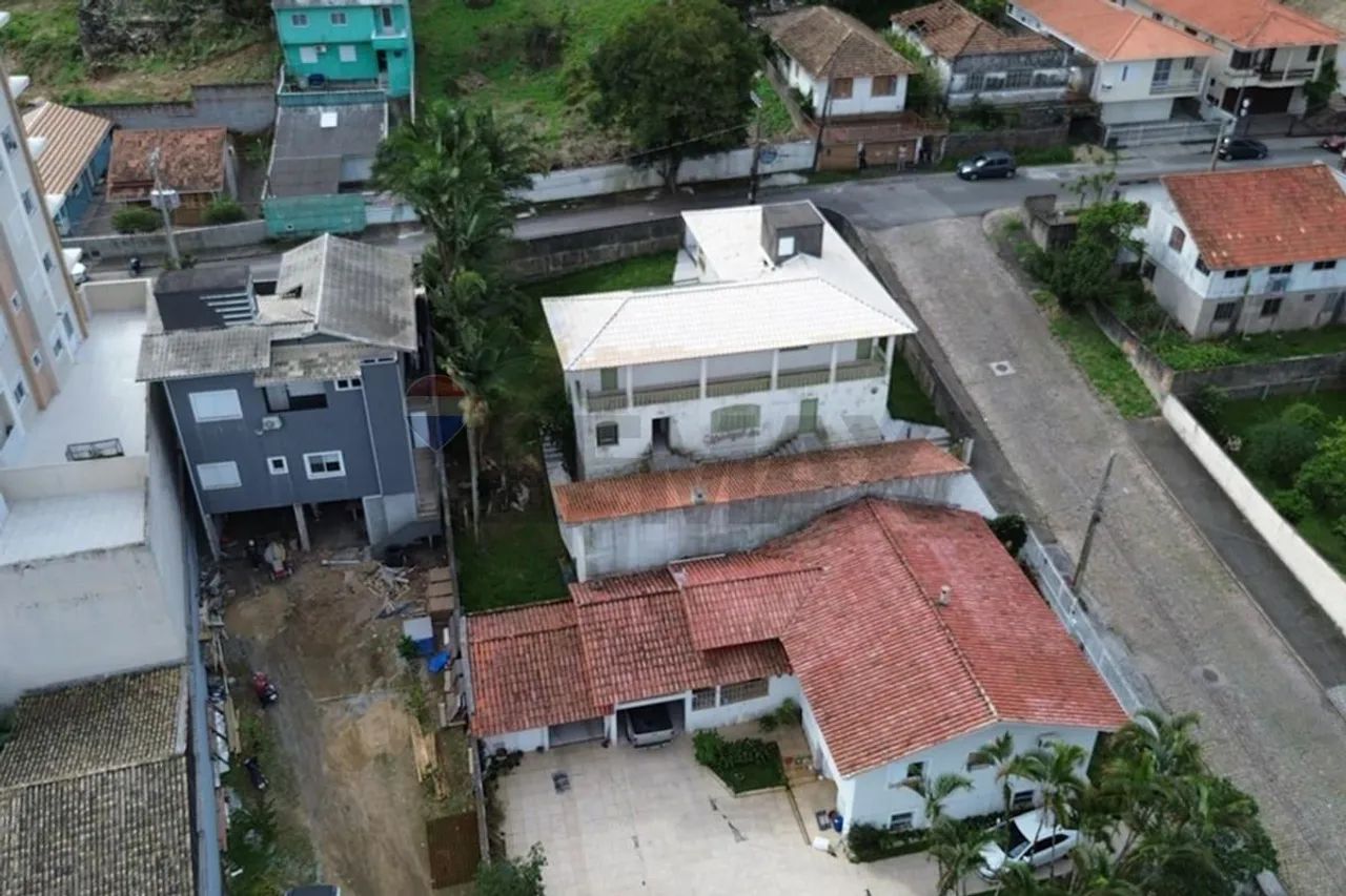 Imóvel no Centro de Tubarão  692 m² Próximo à Catedral - Foto 3