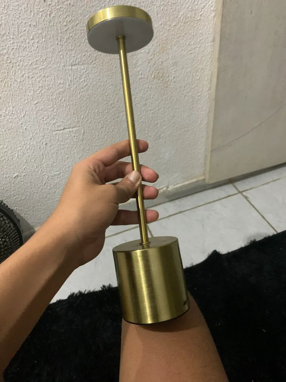 Vendo luminária recarregavel 