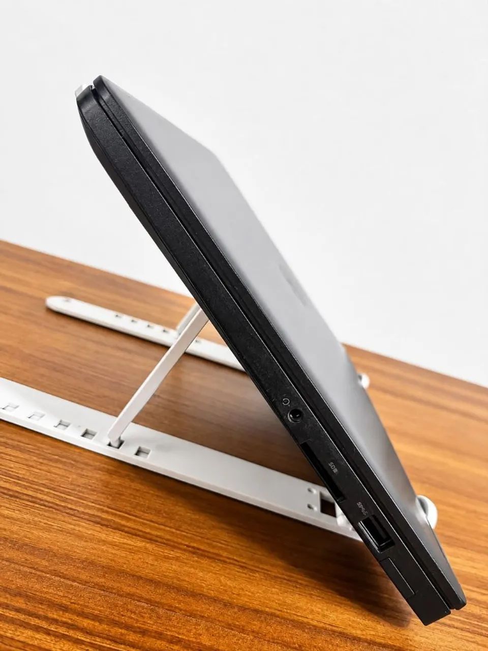 Notebook Dell 8GB | 256 NVMe |  Intel Core  i5 | Teclado retroiluminado  - Foto 5