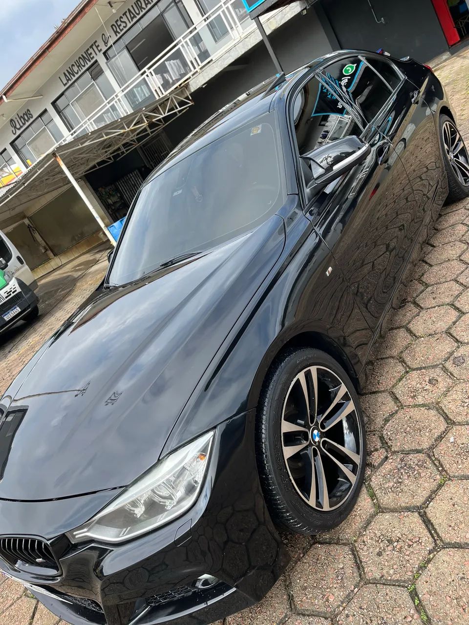 BMW 320I A 2.0 Turbo/activeflex 16V 184cv 4P 2015