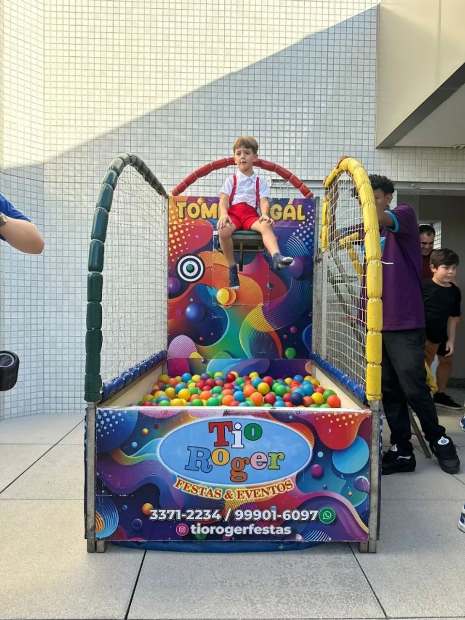 Alguel de Brinquedos Infláveis - Foto 4