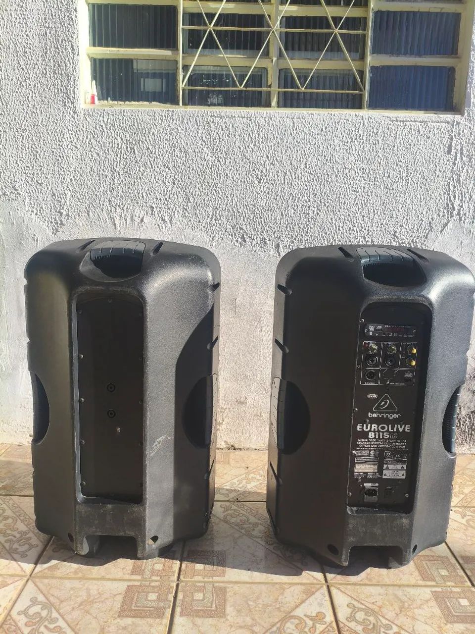 Caixas de som behringer b115d Ativa Passiva - Foto 4