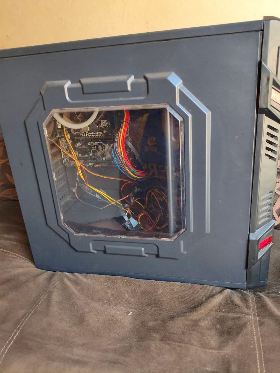 Computador de entrada para montar
