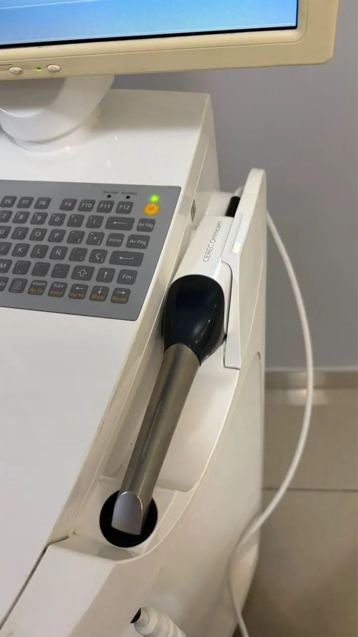 Scanner odontológico Cerec Omnicam - Foto 2