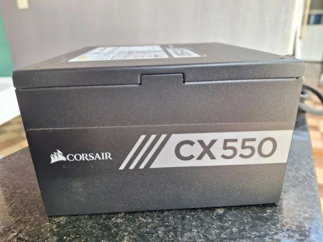 Fonte Corsair CX550