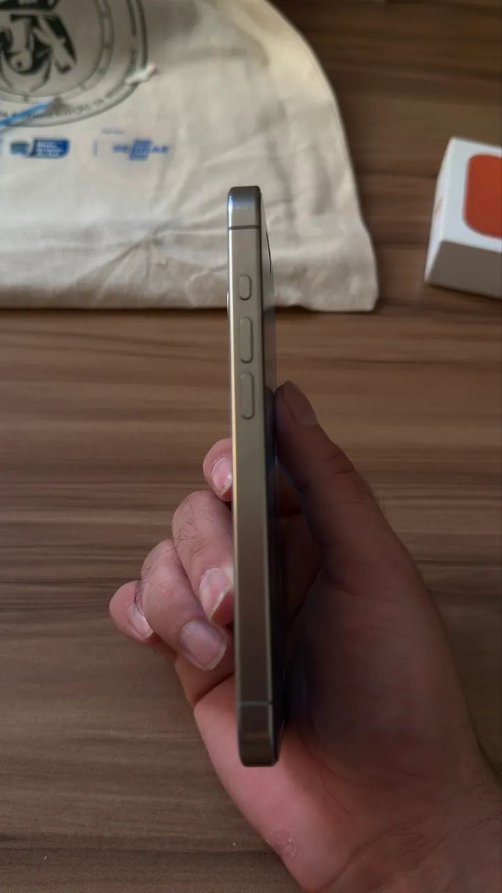 Vendo iPhone 15 pro 256GB