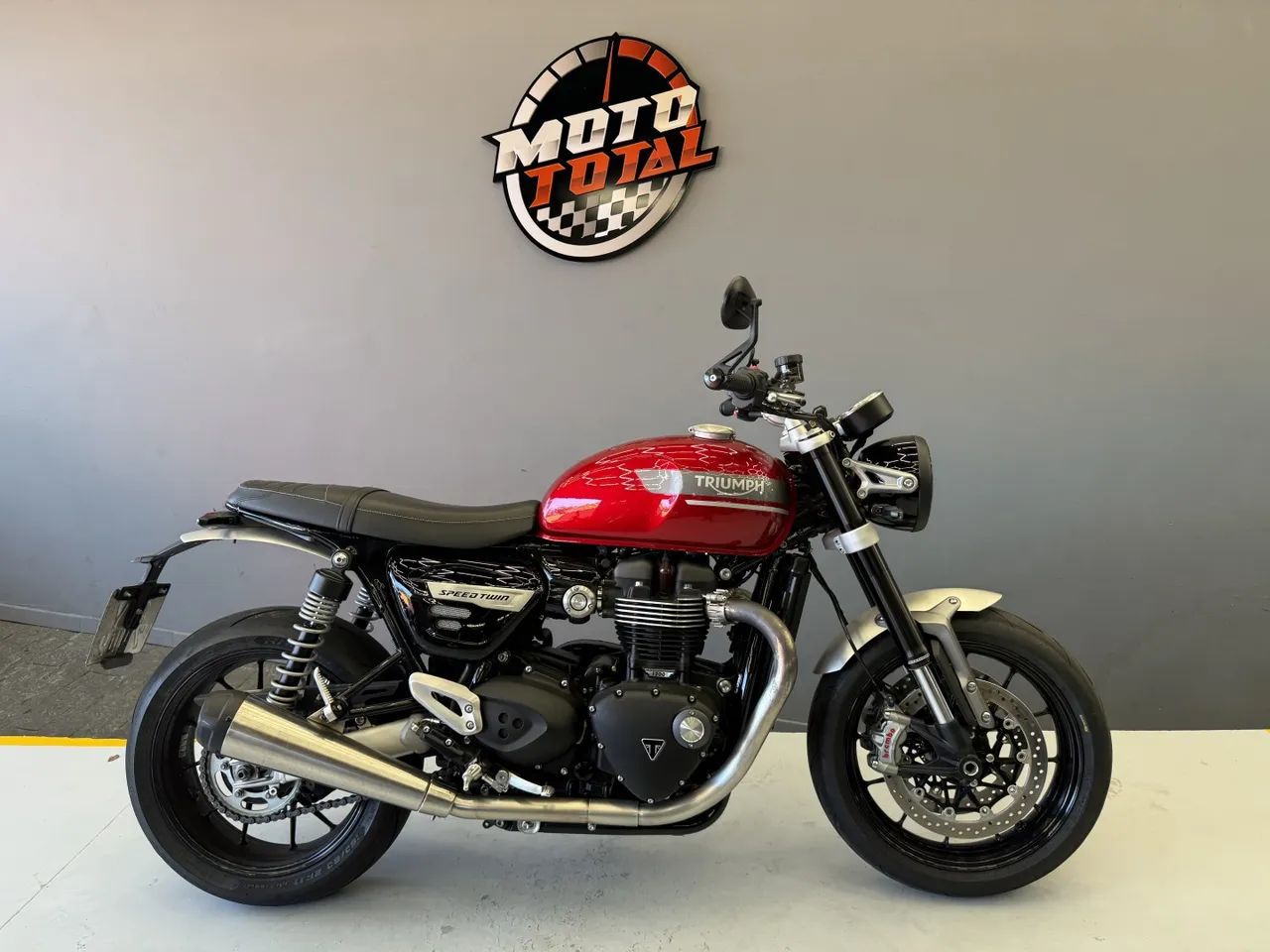 Triumph Speed twin 1200cc 2023