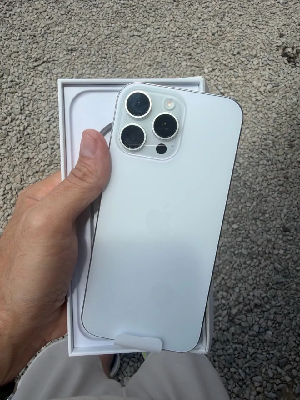 iPhone 16
