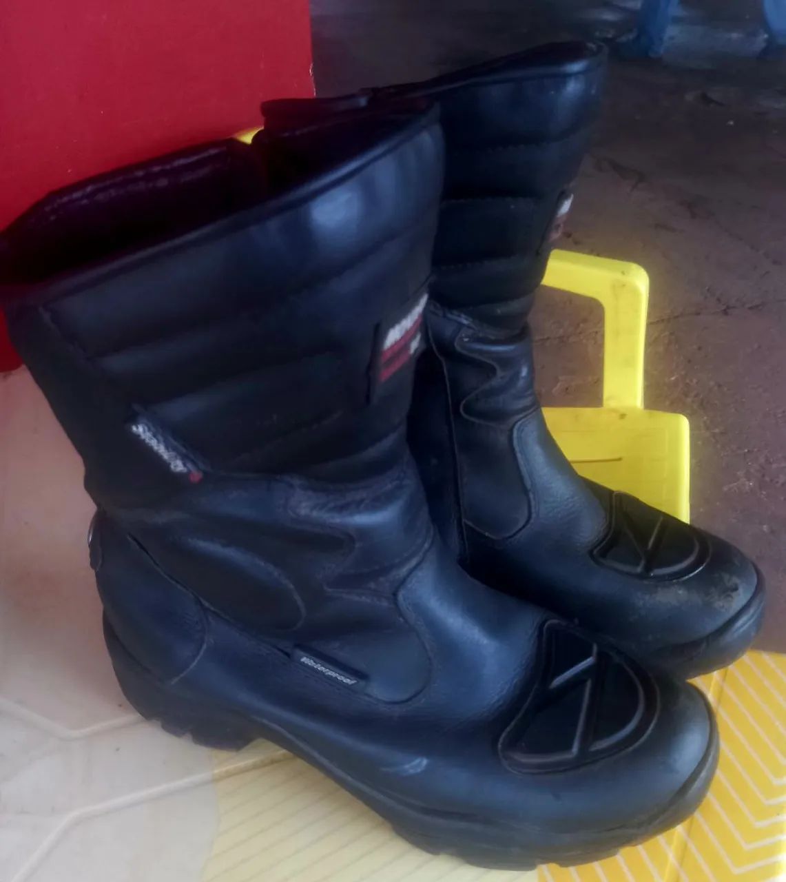 Bota de motoqueiro 200$ - Foto 2