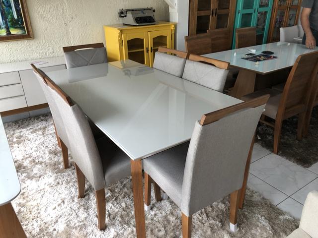 Mesa Parma seis cadeiras madeira maciça - Foto 2