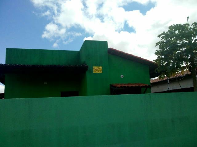 Aluga se uma casa em extremoz em Brogodo