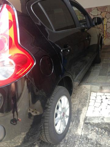 Fiat Pálio Attractiv 1.0 - Foto 5