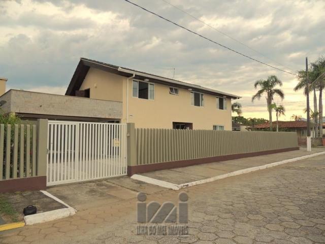 SOBRADO NO SAINT ETIENE MATINHOS FINANCIE