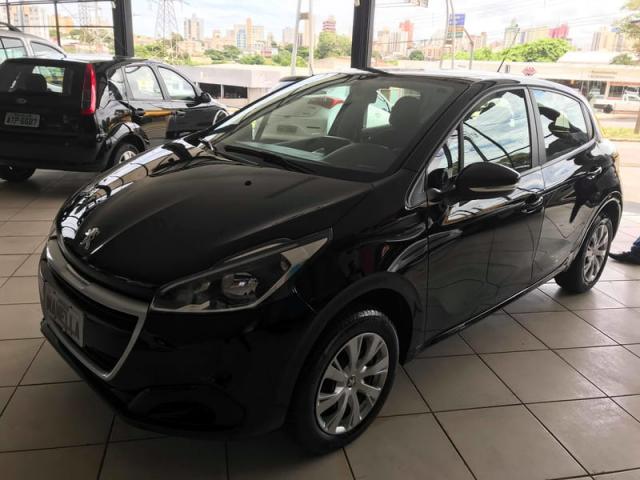 PEUGEOT 208 1.2 ACTIVE 12V FLEX 4P MANUAL 2018 - Foto 3