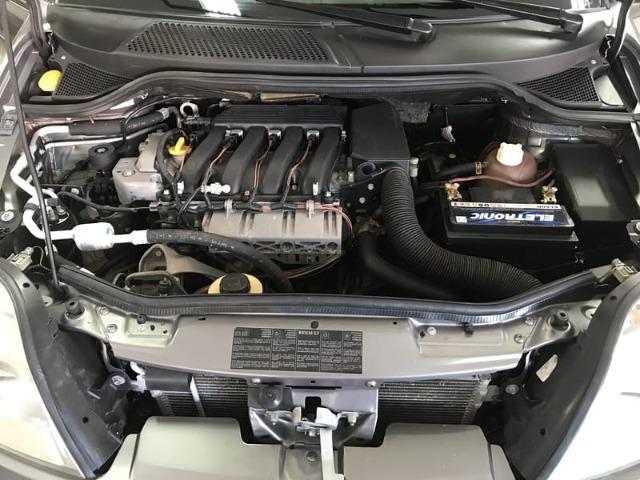 Renault Scenic Privilege 2.0 Cinza Ano 2006 - Foto 10