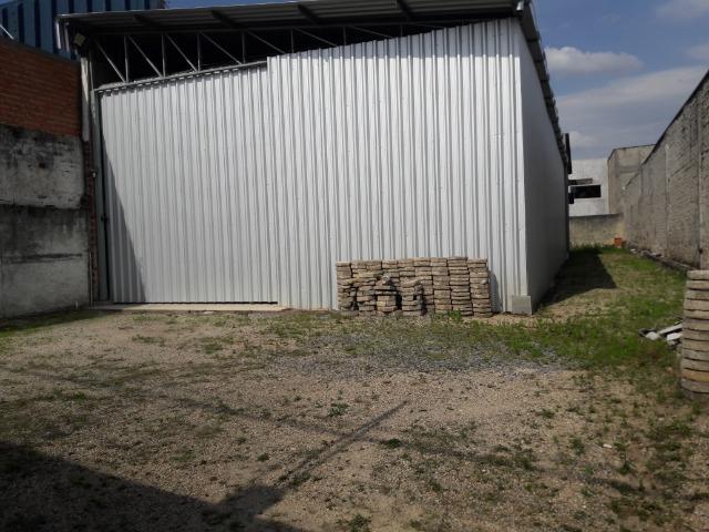 Vendo terreno comercial de aprox. 600m2 com barracão de aprox. 250m2