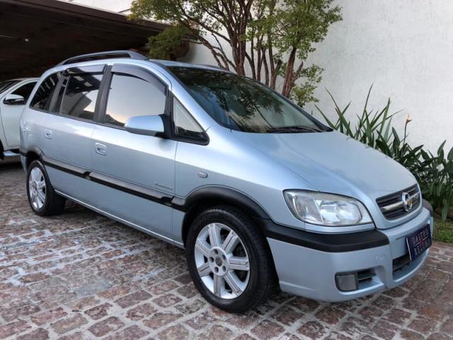 CHEVROLET ZAFIRA ELEGANCE - Foto 4