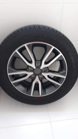1 Roda nova/zero original da Creta com 1 pneu