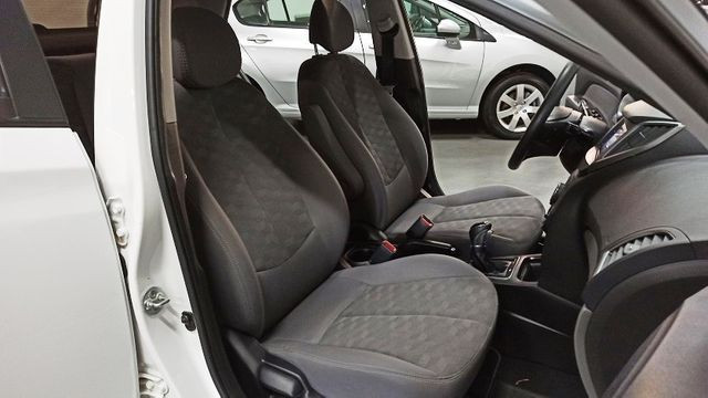 Hyundai HB20S 1.6 Comfort Plus (Aut) - Foto 10