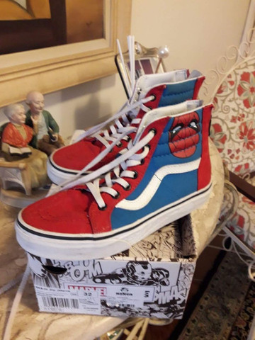 tenis vans homem aranha