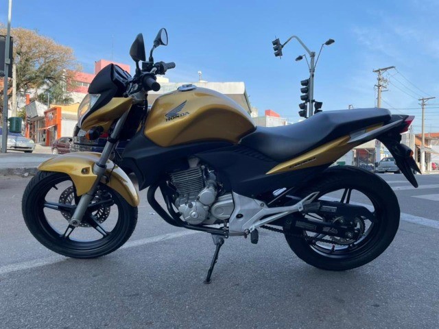 ## HONDA CB ## 300R 2011