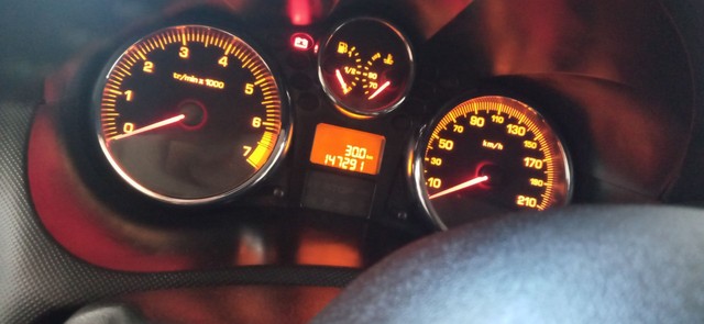 PEGEOUT 207 1.6 16V AUTOMÁTICO