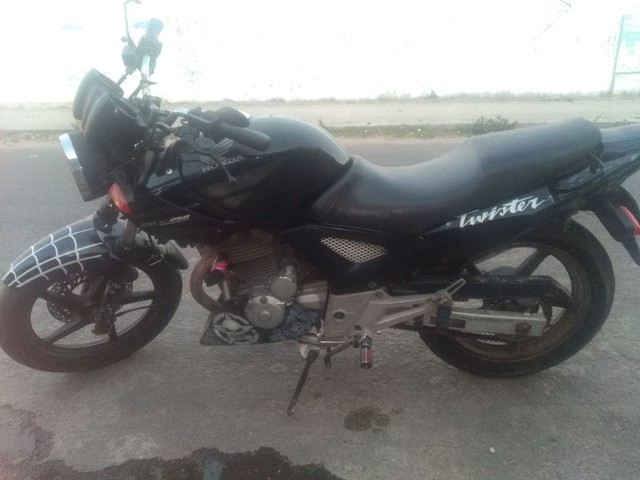 MOTO TWISTER