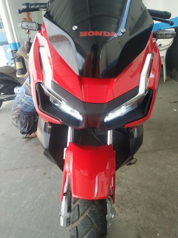 HONDA ADV