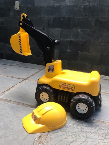 Carro gigante. Escavadeira. Carrinho - Artigos infantis - Caminho das  Árvores, Salvador 1019002065 | OLX