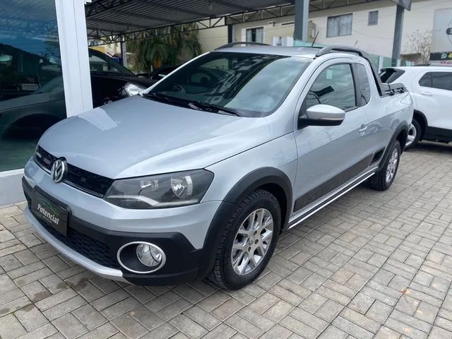 VOLKSWAGEN - SAVEIRO - 2012/2013 - Branca - R$ 55.800,00 - Audicar