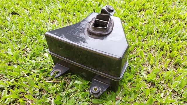 Caixa de ar original, lado esquerdo, Toyota Previa 90 à 96 - Foto 4
